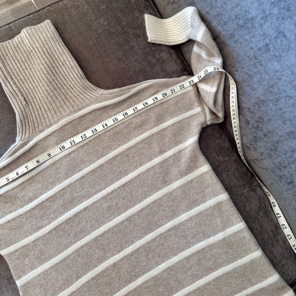 Adrienne Vittadini 2ply Cashmere Striped Turtleneck Sweater Classic Quiet Luxury - Picture 4 of 9